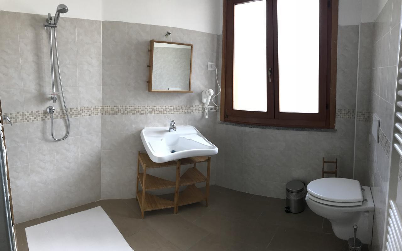 Ostello Casa Emmaus Maccagno المظهر الخارجي الصورة